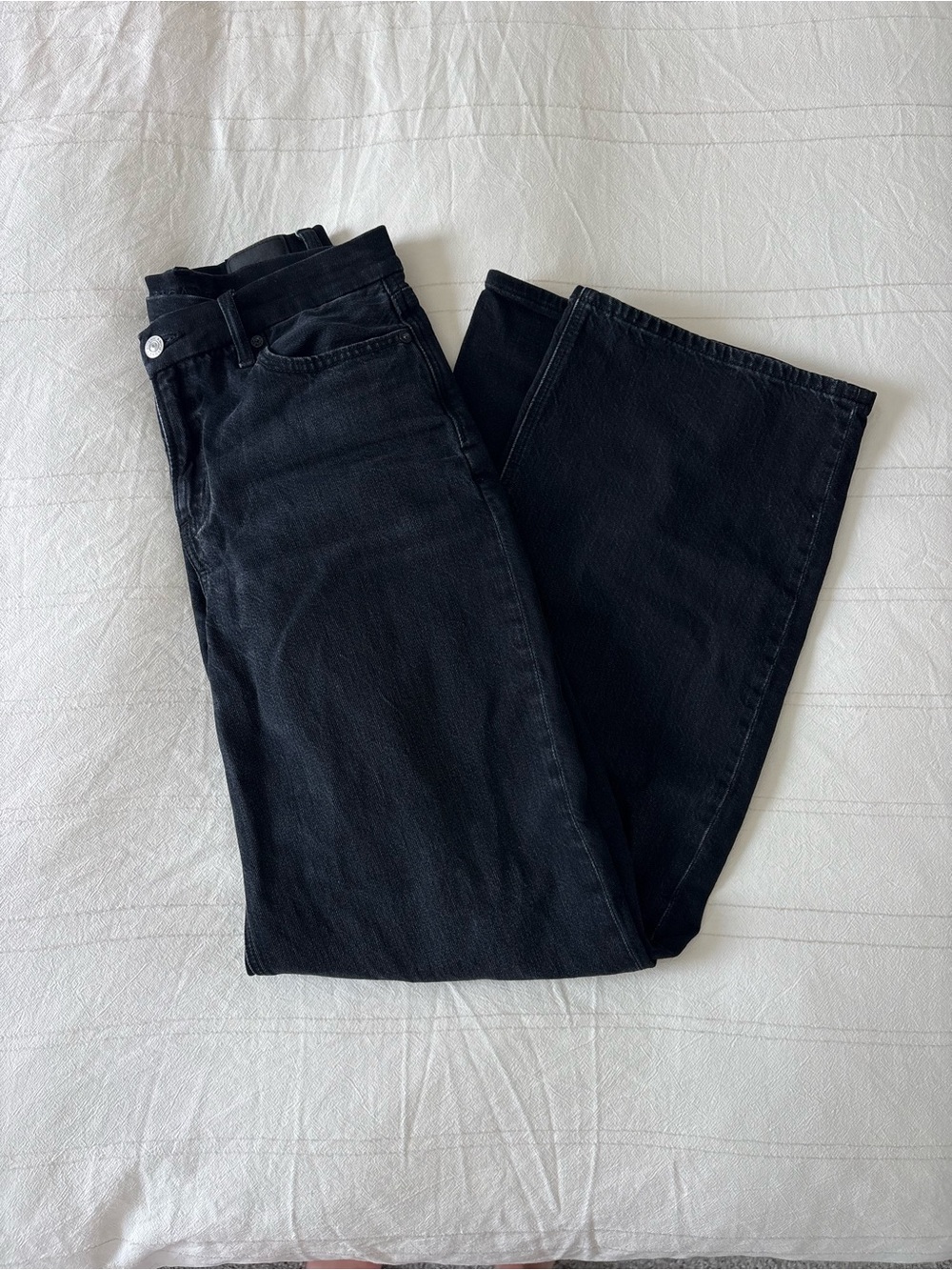 American Eagle Straight Leg High Waisted Black Jean